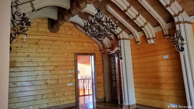 Стала известна дальнейшая судьба шикарной резиденции Януковича